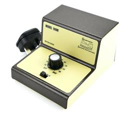 Gaugemaster GMC 100M Single Track Cased Controller for O Scale Boxed image 3
