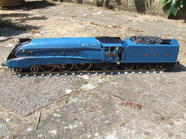 Gauge 1 Aster LNER Blue Class A4 Loco & Tender "Mallard" R/N 4468 Live Steam image 16