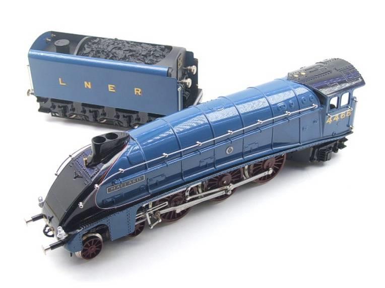 Ace Trains O Gauge E4 A4 Pacific LNER Blue "Mallard" R/N 4468 Elec 3 Rail Boxed image 12