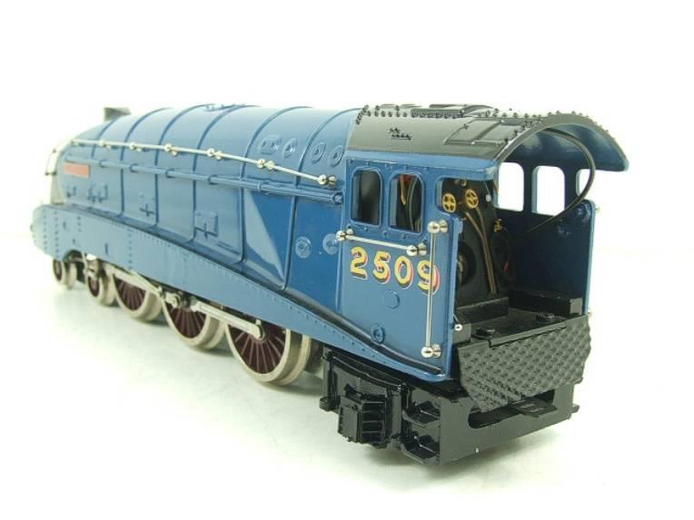 Ace Trains O Gauge E/4 LNER A4 Pacific 4-6-2 Loco & Tender "Silver Link" R/N 2509 image 13