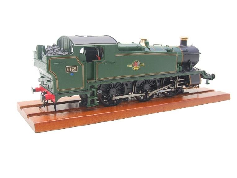 Heljan O Gauge Item 6104 BR Green Late Crest Class 61xx Large Prairie Tank Loco R/N 6132 Electric image 19