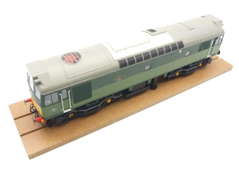 Heljan O Gauge Item 2555 Br Two Tone Green Class 25 Type 2 Wsyp Diesel Loco Electric Bxd