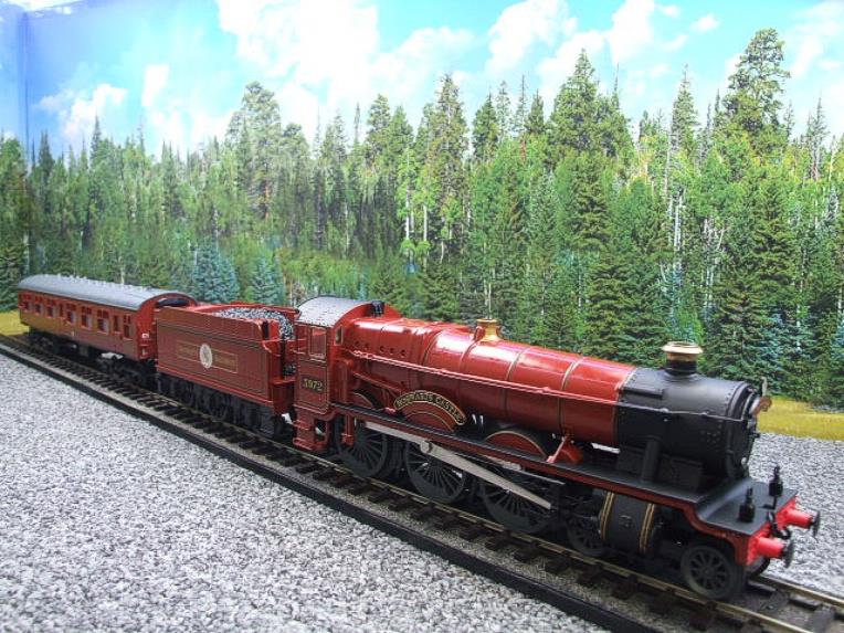 Lionel O Gauge 7-11020 BR Harry Potter "Hogwarts Express" Train Set Electric 3 Rail Boxed image 11