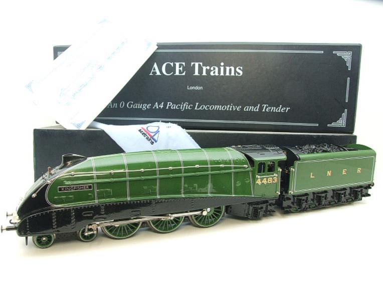 Ace Trains O Gauge E/4S LNER A4 Pacific "Kingfisher" R/N 4483 Boxed 3 Rail image 20