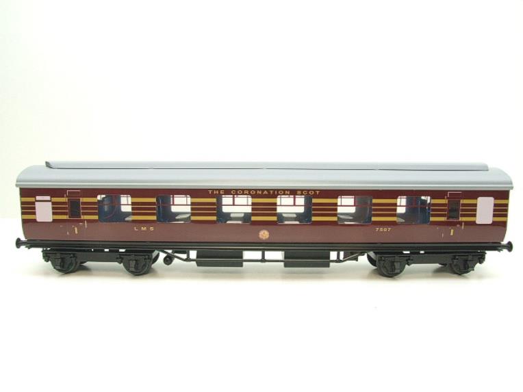 Ace Trains O Gauge C28B LMS Maroon Coronation Scot Coaches x3 Set B Bxd 2/3 Rail Int Lit image 19