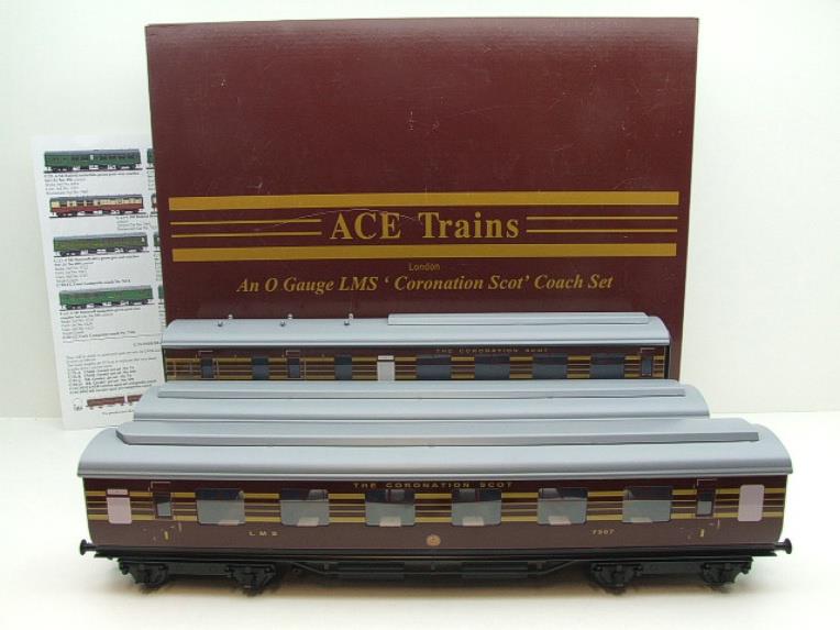 Ace Trains O Gauge C28B LMS Maroon Coronation Scot Coaches x3 Set B Bxd 2/3 Rail Int Lit image 20