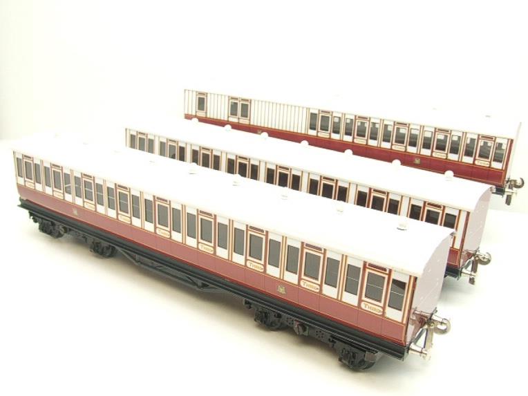 ace-trains-o-gauge-cr-caledonian-railway-c1-non-corridor-coaches-x3-set