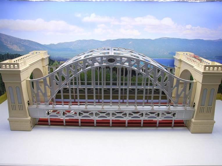 Lionel 6-32999 O Gauge No. 305 "Hellgate Bridge" Red & White, All Metal Boxed *Double Track Edition* image 14