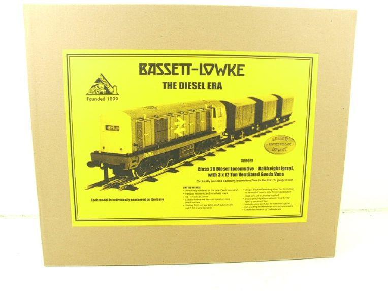 Bassett Lowke O Gauge BL99028 Ltd Ed BR "Railfreight" Class 20 Diesel Loco With x3 Goods Vans Bxd image 17
