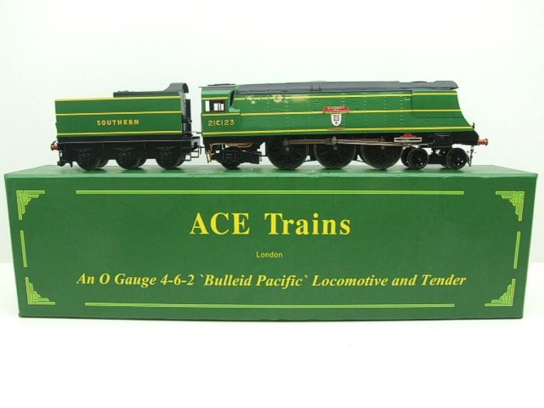 Ace Trains O Gauge E9 Bulleid Pacific SR "Blackmore Vale" RN 21C123 Electric 2/3 Rail Bxd image 14