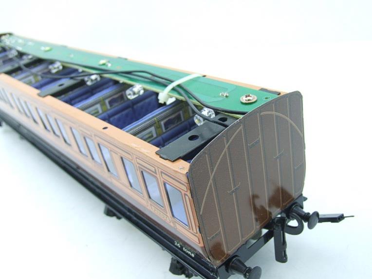 Darstaed O Gauge "LSWR" Suburban Non Corridor Coaches Set x3 Set 2/3 Rail Boxed image 17