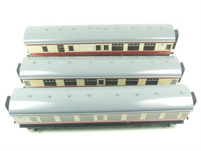 Ace Trains O Gauge C5A BR Mk1 Red & Cream "The Elizabethan" Corridor x3 Coaches Set A image 12