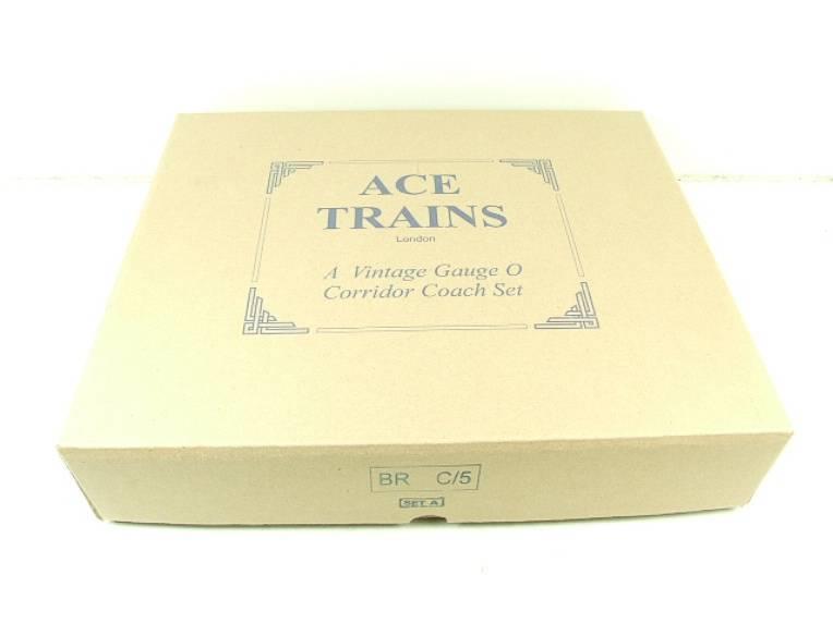 Ace Trains O Gauge C5A BR Mk1 Red & Cream "The Elizabethan" Corridor x3 Coaches Set A image 19