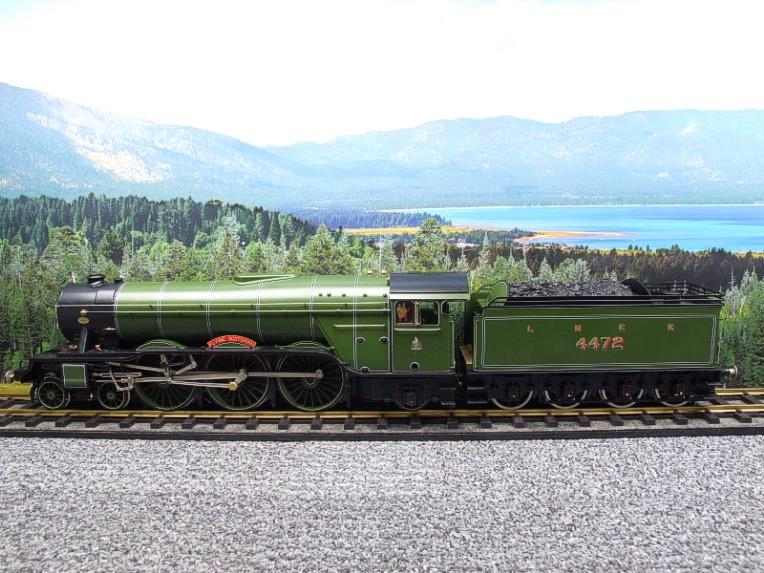 Gauge 1 LH Loveless & Co LNER Brass Class A1 "Flying Scotsman" R/N 4472 Electric 2 Rail R/Controlled image 14