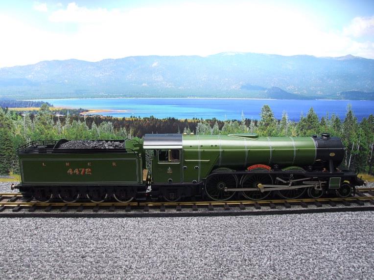 Gauge 1 LH Loveless & Co LNER Brass Class A1 "Flying Scotsman" R/N 4472 Electric 2 Rail R/Controlled image 22