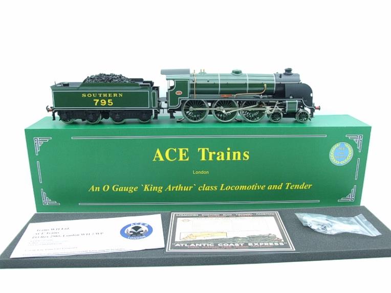 ACE Trains, O Gauge, E34-B3, SR Gloss Lined Olive Green "Sir Dinadan" R/N 795 image 22