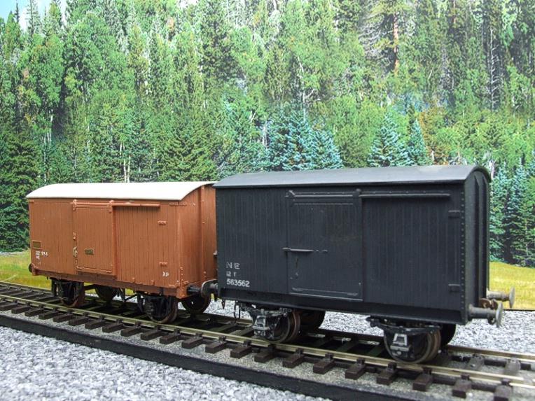 Leeds & Kit Built O Gauge NE Goods Luggage Van Wagons x2 Set 2/ 3 Rail image 19