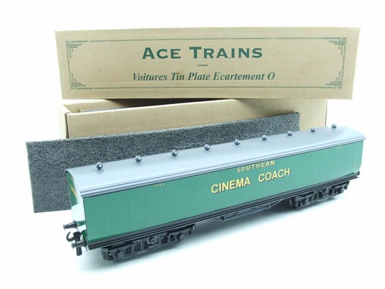 Ace Trains Wright Overlay Series O Gauge SR Southern Green "Cinema" Coach R/N 1308 Boxed image 19