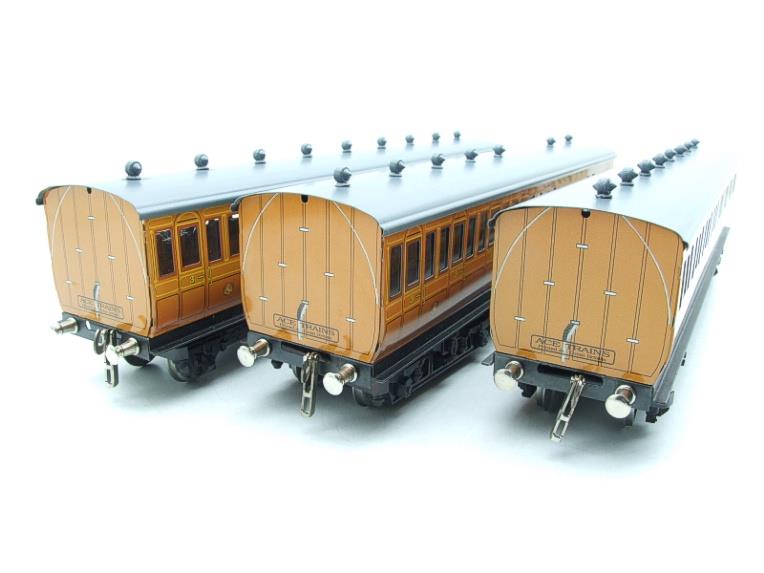 Ace Trains O Gauge C1 "Metropolitan" Passenger x3 Coaches Set 2/3 Rail Boxed image 11