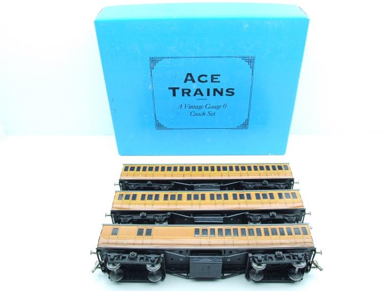 Ace Trains O Gauge C1 "Metropolitan" Passenger x3 Coaches Set 2/3 Rail Boxed image 18