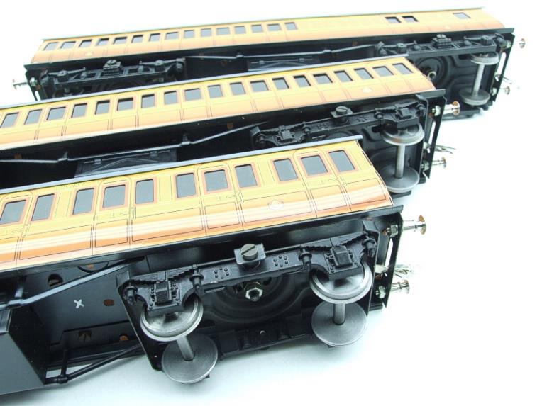 Ace Trains O Gauge C1 "Metropolitan" Passenger x3 Coaches Set 2/3 Rail Boxed image 21