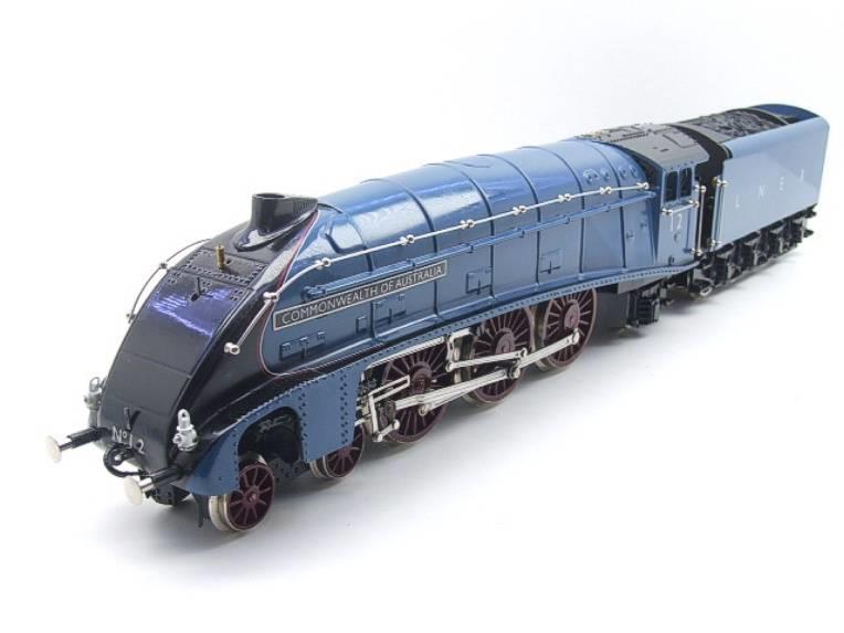 Ace Trains O Gauge E4, A4 Pacific LNER Blue "Commonwealth of Australia" R/N 12 Electric 3 Rail Boxed image 2