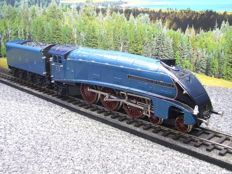 Ace Trains O Gauge E4, A4 Pacific LNER Blue "Commonwealth of Australia" R/N 12 Electric 3 Rail Boxed image 3