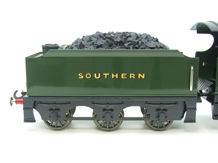 Ace Trains O Gauge E3 "SR" Southern Railway Black Lined Green 4-4-0 Loco & Tender R/N 2006 Electric 3 Rail Bxd image 6