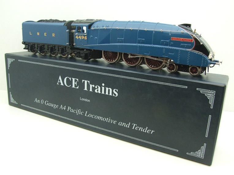 Ace Trains O Gauge E4, A4 Pacific LNER Blue "Golden Fleece", R/N 4495 Electric 3 Rail Boxed image 4