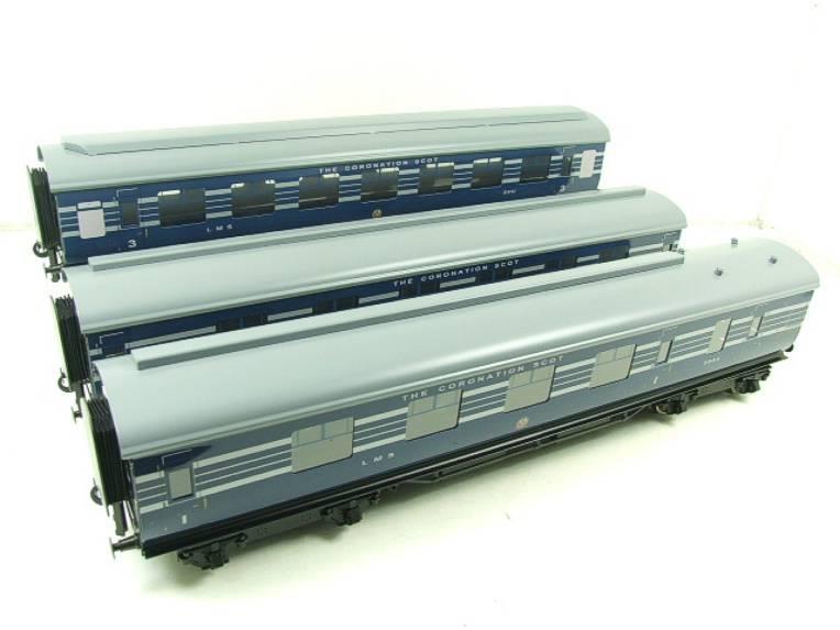 Ace Trains O Gauge C20-A LMS Blue Coronation Scot x3 Coaches, 2/3 Rail, All Metal, Set A, Bxd image 3