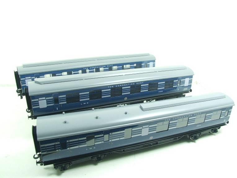 Ace Trains O Gauge C/20-B LMS Blue Coronation Scot x3 Coaches 2/3 Rail, Metal ,Set B Bxd image 3
