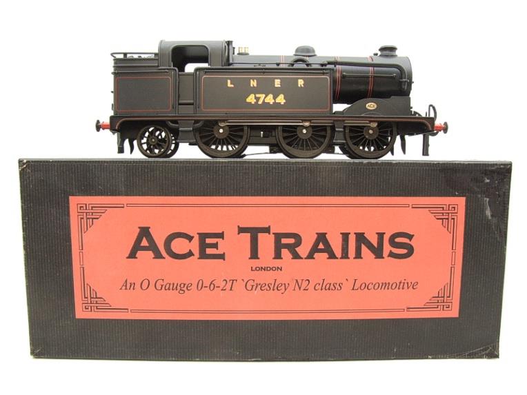 Ace Trains O Gauge E/11 LNER Lined Satin Black N2 Class 0-6-2 Tank Loco R/N 4744 Elec 2/3 Rail Bxd image 1