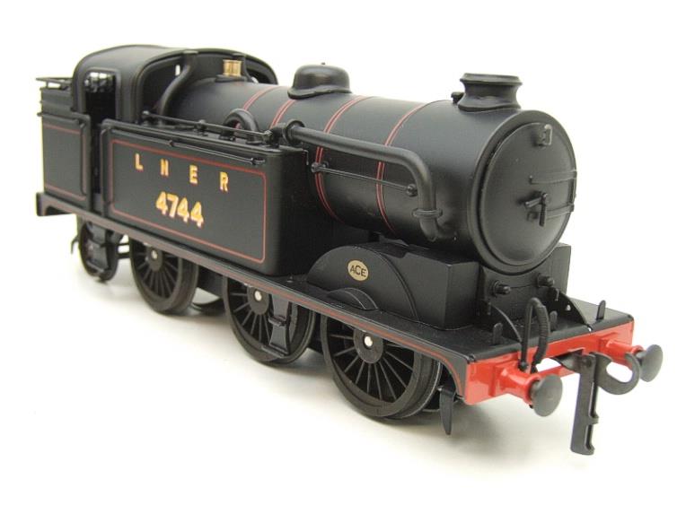 Ace Trains O Gauge E/11 LNER Lined Satin Black N2 Class 0-6-2 Tank Loco R/N 4744 Elec 2/3 Rail Bxd image 6