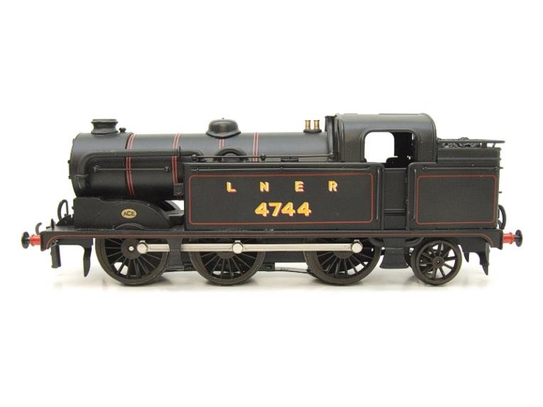 Ace Trains O Gauge E/11 LNER Lined Satin Black N2 Class 0-6-2 Tank Loco R/N 4744 Elec 2/3 Rail Bxd image 9