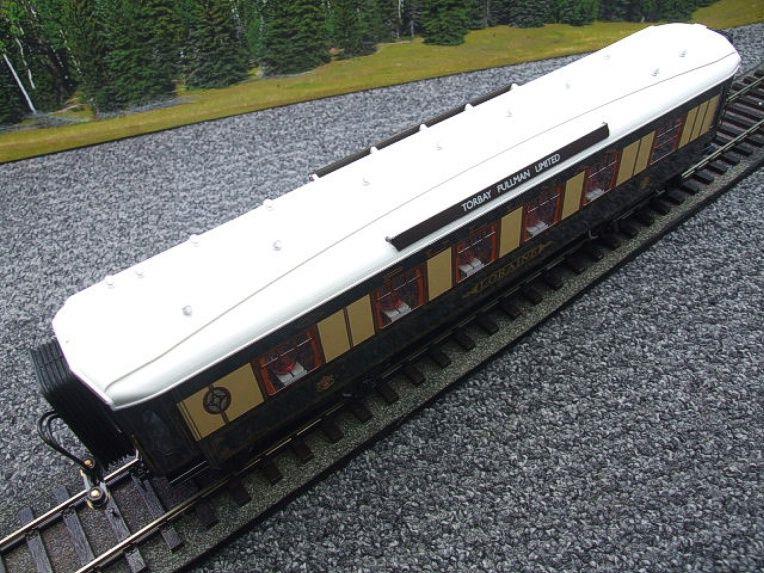 Darstaed O Gauge Kitchen 1st, "LORAINE" Ivory Roof Pullman Coach Boxed image 13