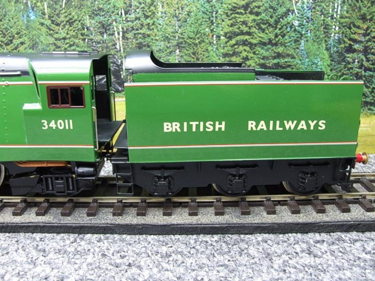 Ace Trains O Gauge E9 BR Lined Apple Green West Country Class Bulleid Pacific British Railways 4-6-2 Loco & Tender Named "Yeovil" R/N 34004, Electric 2/3 Rail Boxed image 6