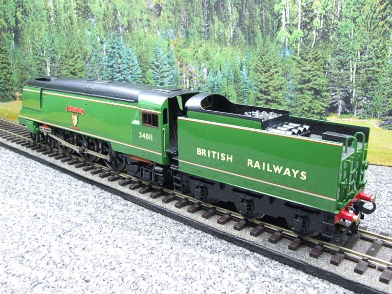 Ace Trains O Gauge E9 BR Lined Apple Green West Country Class Bulleid Pacific British Railways 4-6-2 Loco & Tender Named "Yeovil" R/N 34004, Electric 2/3 Rail Boxed image 12