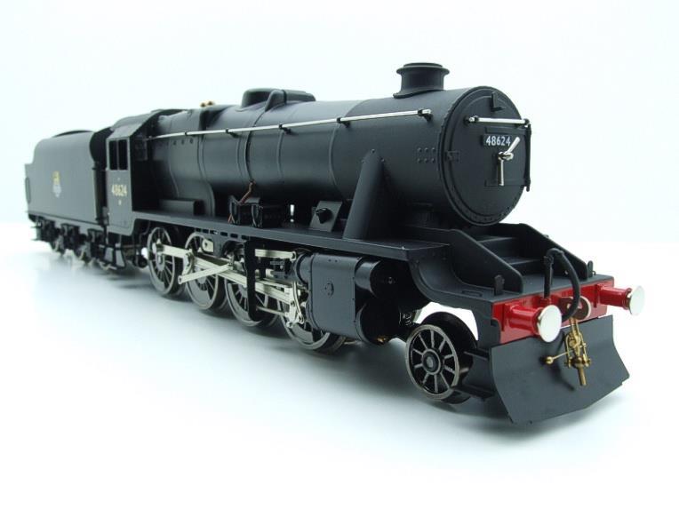 Ace Trains O Gauge E38E, Early Pre 56 BR Satin Black Class 8F, 2-8-0 Locomotive and Tender R/N 48624 image 16
