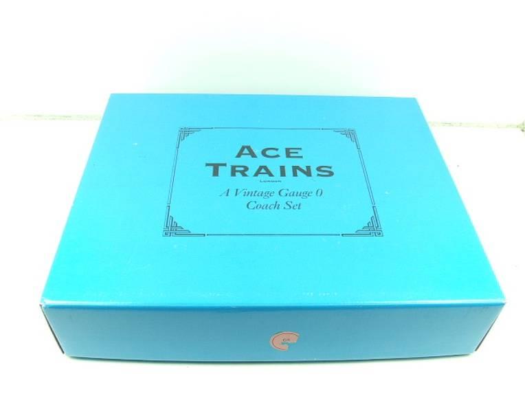 Ace Trains O Gauge C1 LMS x3 Coaches Set Clerestory Roofs Boxed image 17