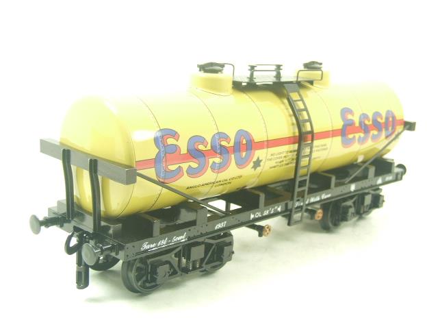 Darstaed O Gauge Bogie Tanker "Esso" Pre War Livery 2/3 Rail Running Boxed image 11