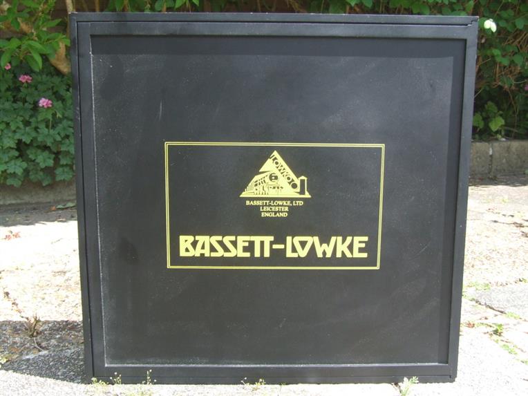 Bassett Lowke ACE Trains O Gauge BL99012 BR "Thames Clyde Loco "Black Watch" & Coaches Set" image 21