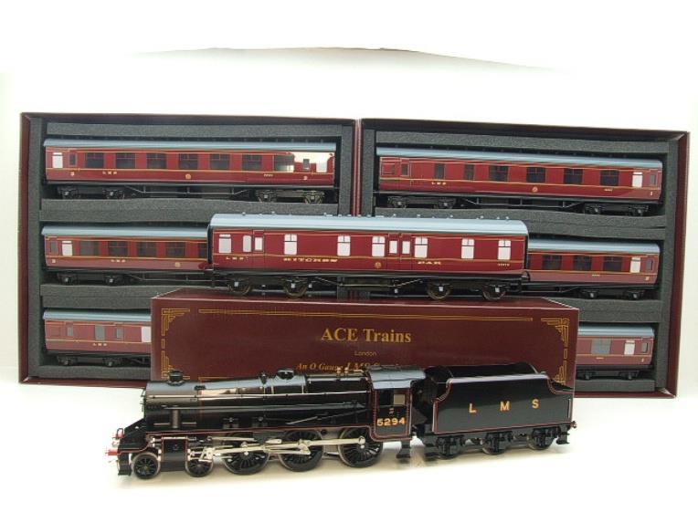 Ace Trains O Gauge LMS E19 Stanier Black 5 & LMS Maroon Stanier C18A & C18B Set & C18K Kitchen Coac image 22