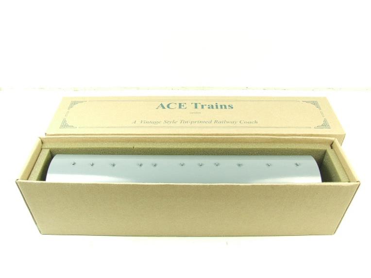 Ace Trains Wright Overlay Series O Gauge GWR "Ocean Mails" Coach R/N 822 Boxed 2/3 Rail image 11