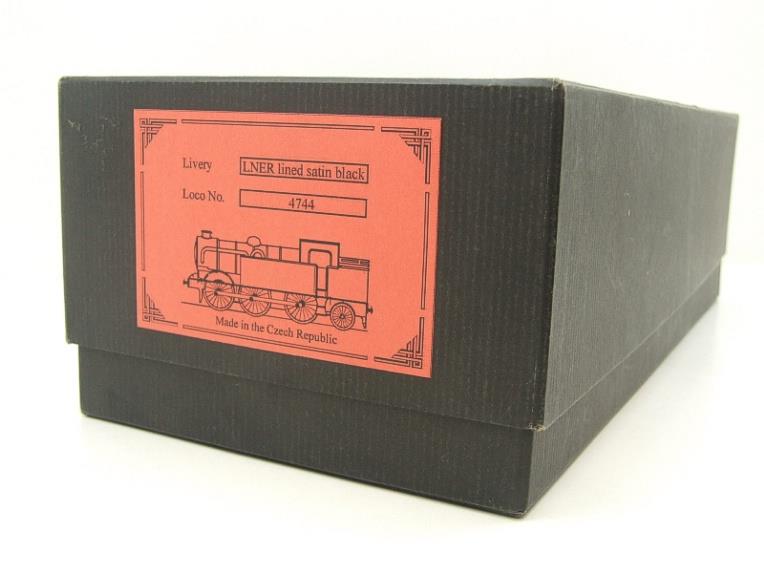 Ace Trains O Gauge E11A LNER Satin Black N2 Class 0-6-2 Tank Loco R/N 4744 Electric 2/3 Rail Boxed image 17