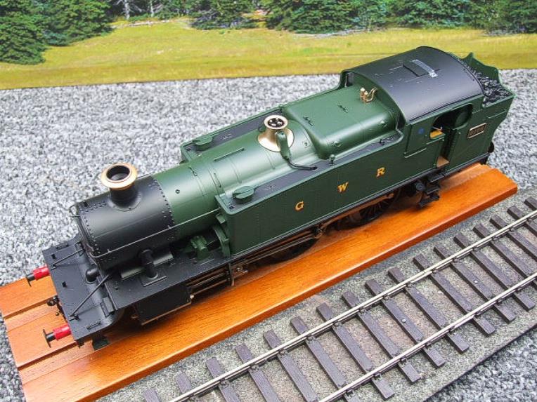 Heljan O Gauge Item 6101 ""GWR" Green Class 61xx Large Prairie Tank Loco R/N 6106 Electric image 11