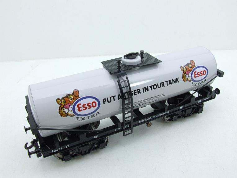 Darstaed O Gauge Bogie Tanker White "Esso" Extra 2/3 Rail Running Boxed image 11