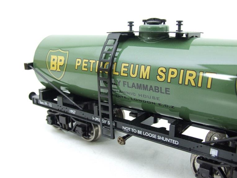 Darstaed O Gauge Bogie Tanker Green "BP" Petroleum Spirit 2/3 Rail Running Boxed image 17