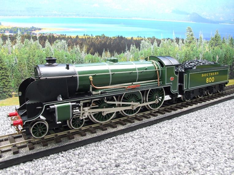 ACE Trains, O Gauge, E/34-B2R, SR Gloss Lined Olive Green "Sir Meleaus de Lille" R/N 800 image 13