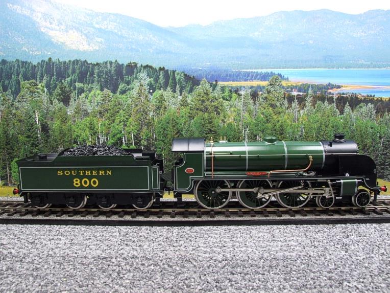 ACE Trains, O Gauge, E/34-B2R, SR Gloss Lined Olive Green "Sir Meleaus de Lille" R/N 800 image 22