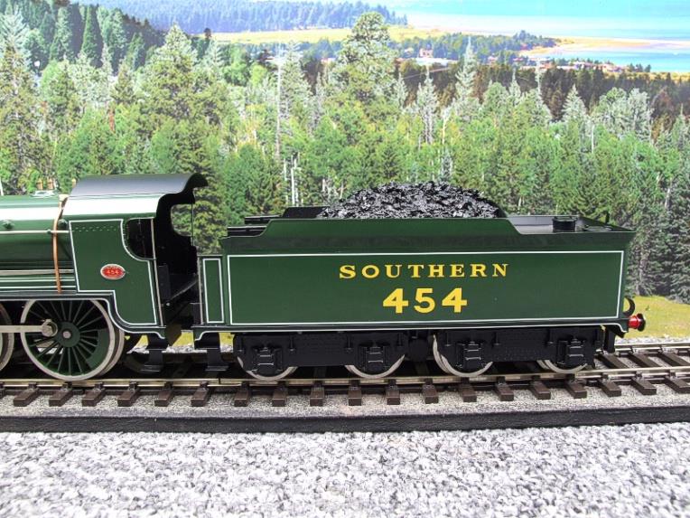 ACE Trains, O Gauge, E/34-B3, SR Gloss Lined Olive Green "Queen Guinevere" R/N 454 image 13